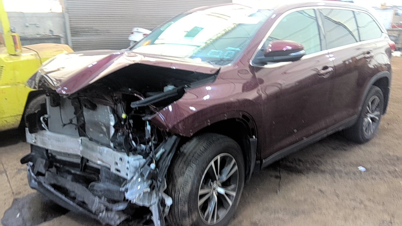 https://f005.backblazeb2.com/file/img-partshotlines-com/Inventory/NE219/Vehicle/468085_08.jpg