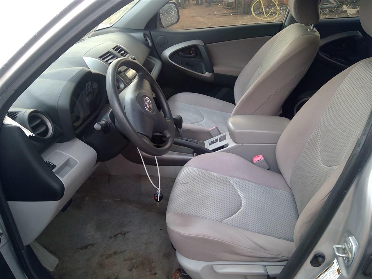 https://f005.backblazeb2.com/file/img-partshotlines-com/Inventory/NE219/Vehicle/468278_08.jpg