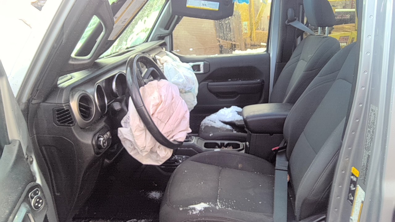 https://f005.backblazeb2.com/file/img-partshotlines-com/Inventory/NE219/Vehicle/470530_11.jpg