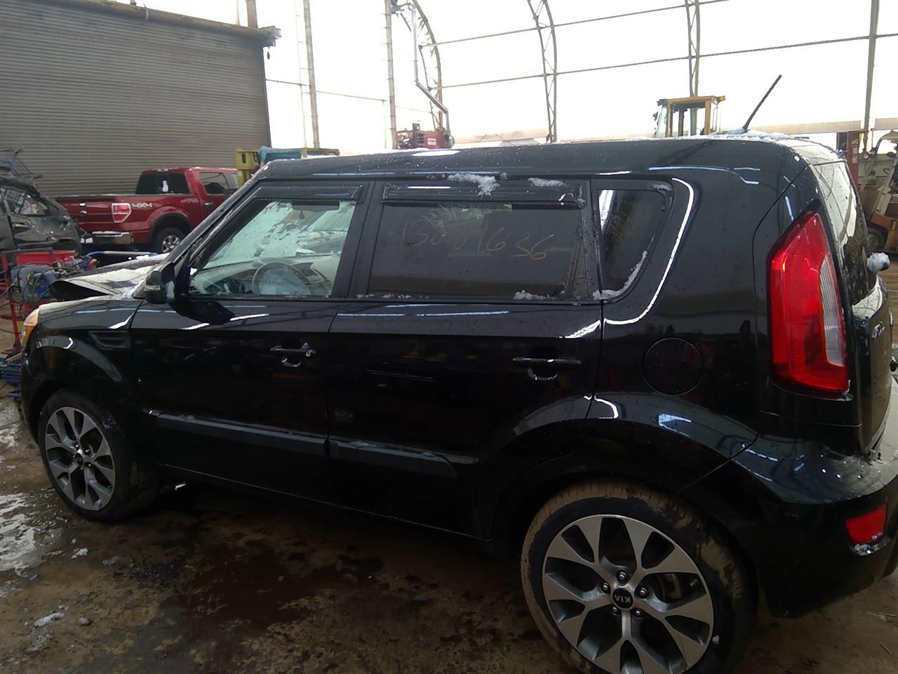 https://f005.backblazeb2.com/file/img-partshotlines-com/Inventory/NE219/Vehicle/470727_06.jpg