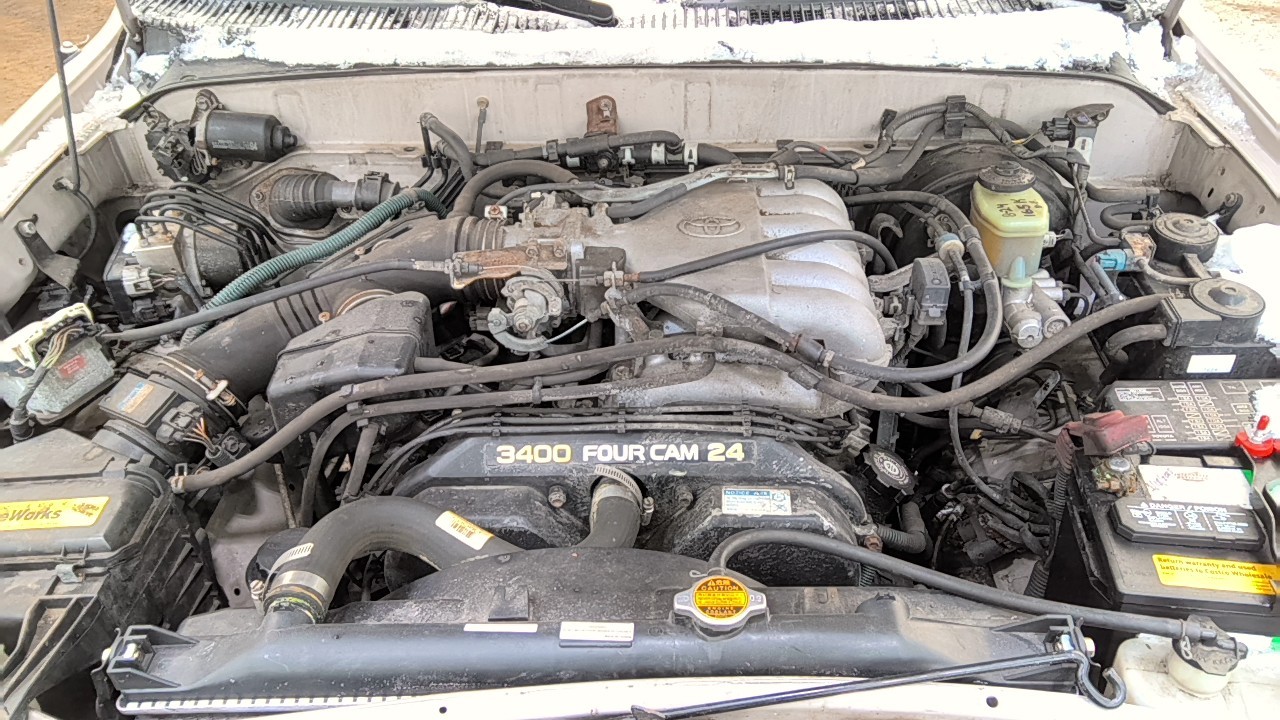 https://f005.backblazeb2.com/file/img-partshotlines-com/Inventory/NE219/Vehicle/471598_07.jpg