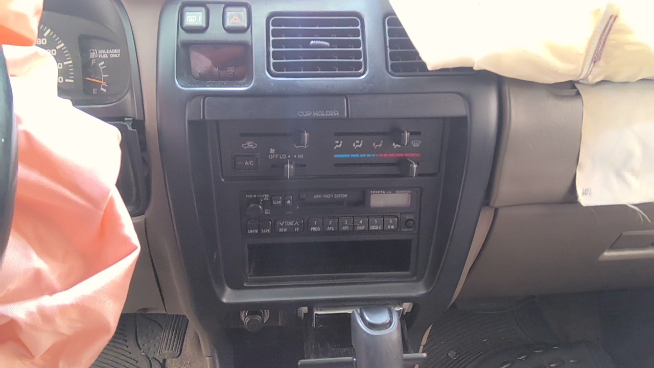 https://f005.backblazeb2.com/file/img-partshotlines-com/Inventory/NE219/Vehicle/471598_11.jpg