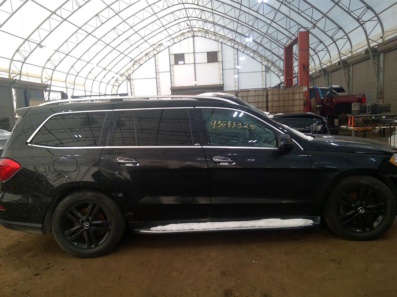 https://f005.backblazeb2.com/file/img-partshotlines-com/Inventory/NE219/Vehicle/471856_06.jpg