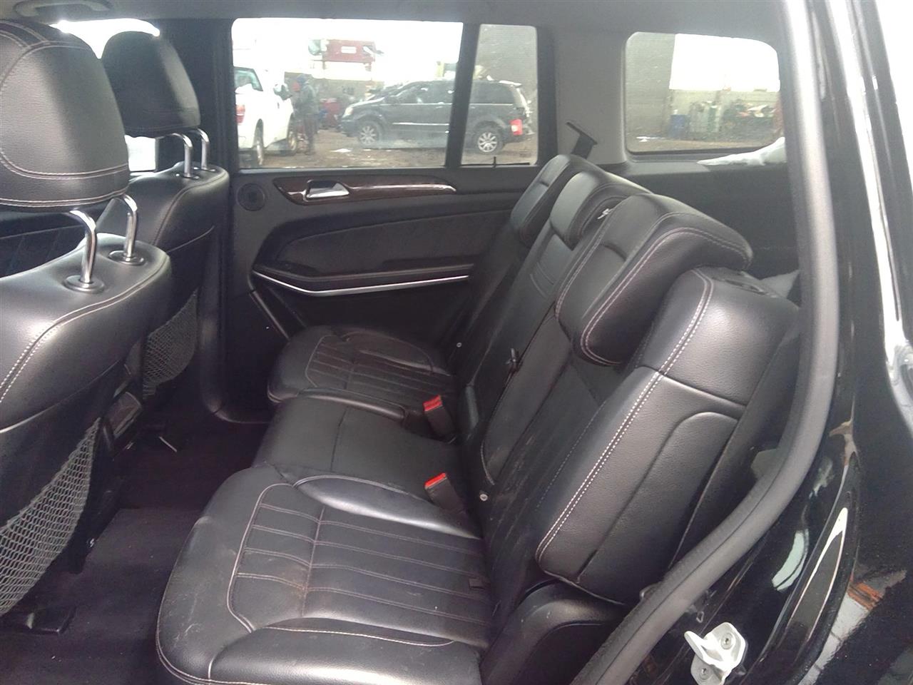 https://f005.backblazeb2.com/file/img-partshotlines-com/Inventory/NE219/Vehicle/471856_11.jpg