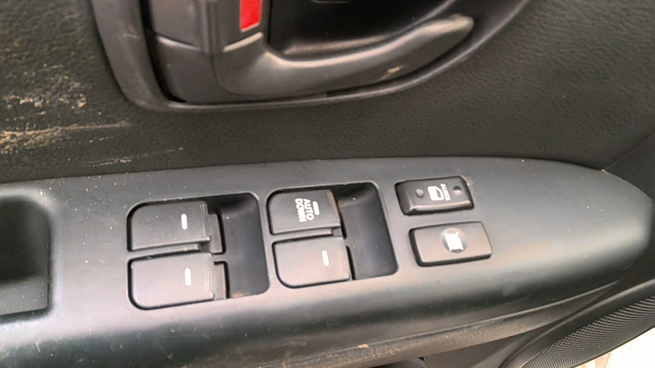 https://f005.backblazeb2.com/file/img-partshotlines-com/Inventory/NE219/Vehicle/473611_11.jpg