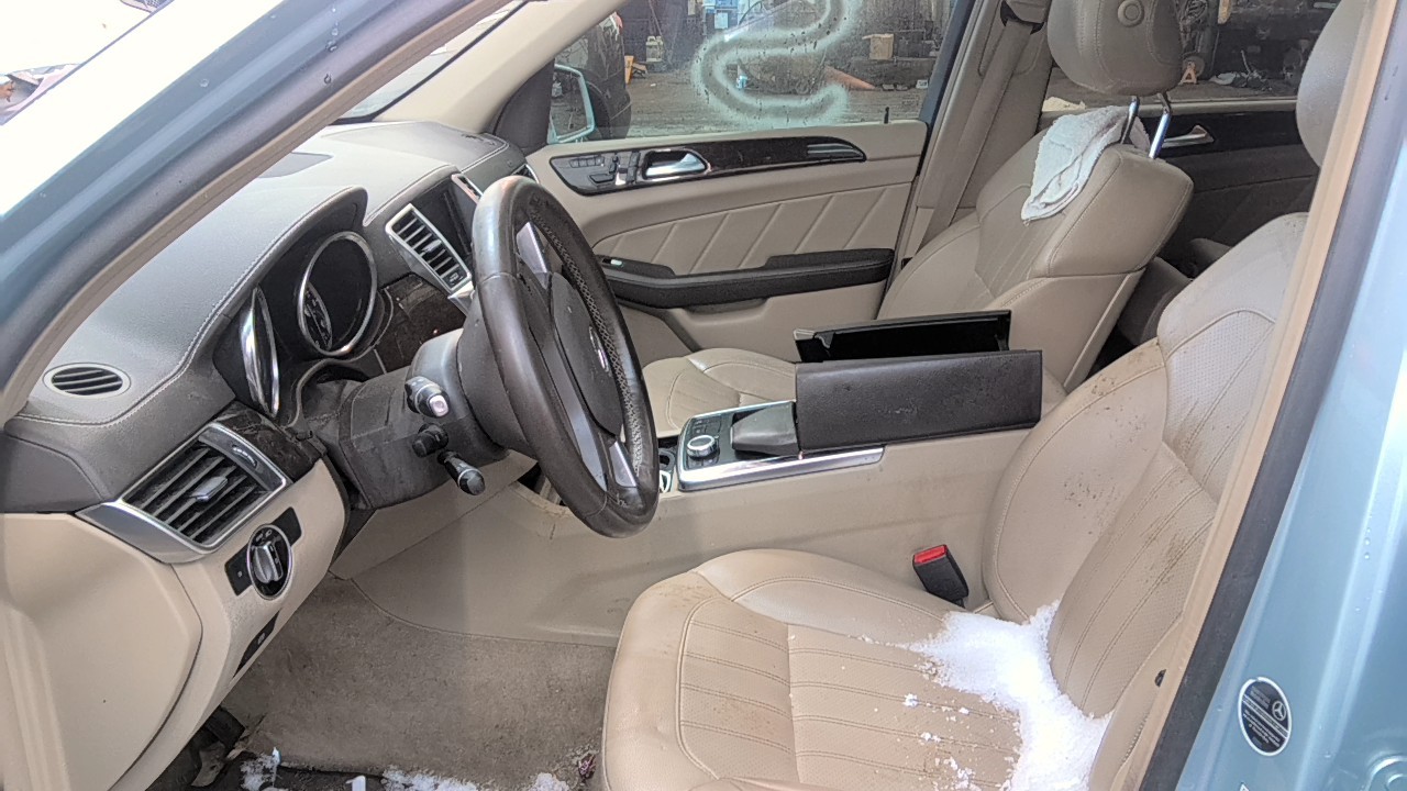https://f005.backblazeb2.com/file/img-partshotlines-com/Inventory/NE219/Vehicle/473889_11.jpg