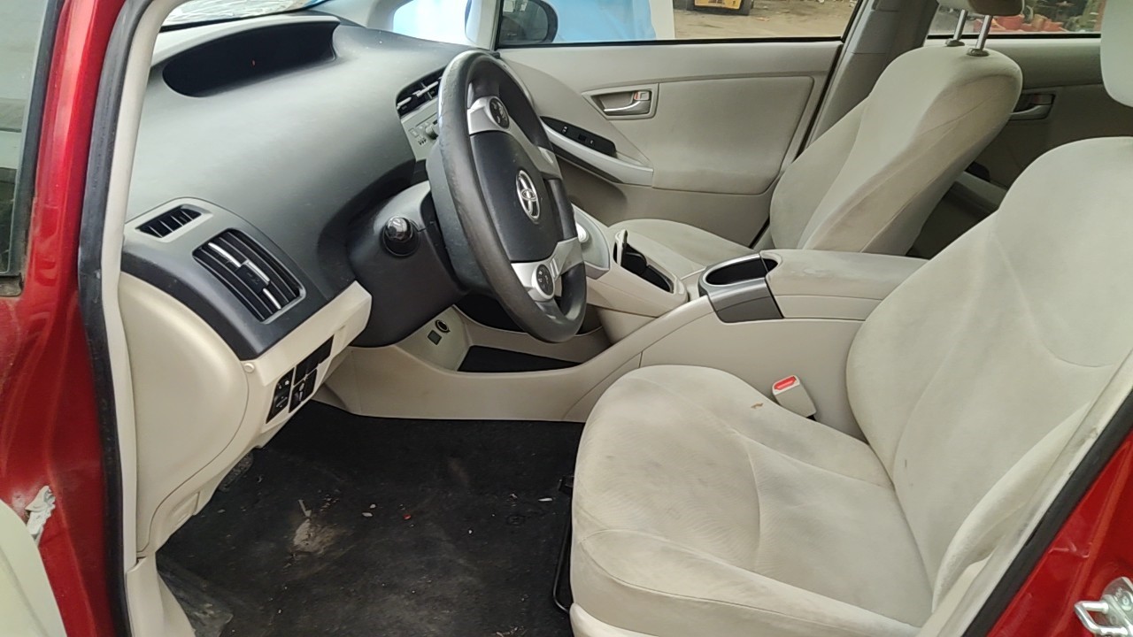 https://f005.backblazeb2.com/file/img-partshotlines-com/Inventory/NE219/Vehicle/475726_08.jpg