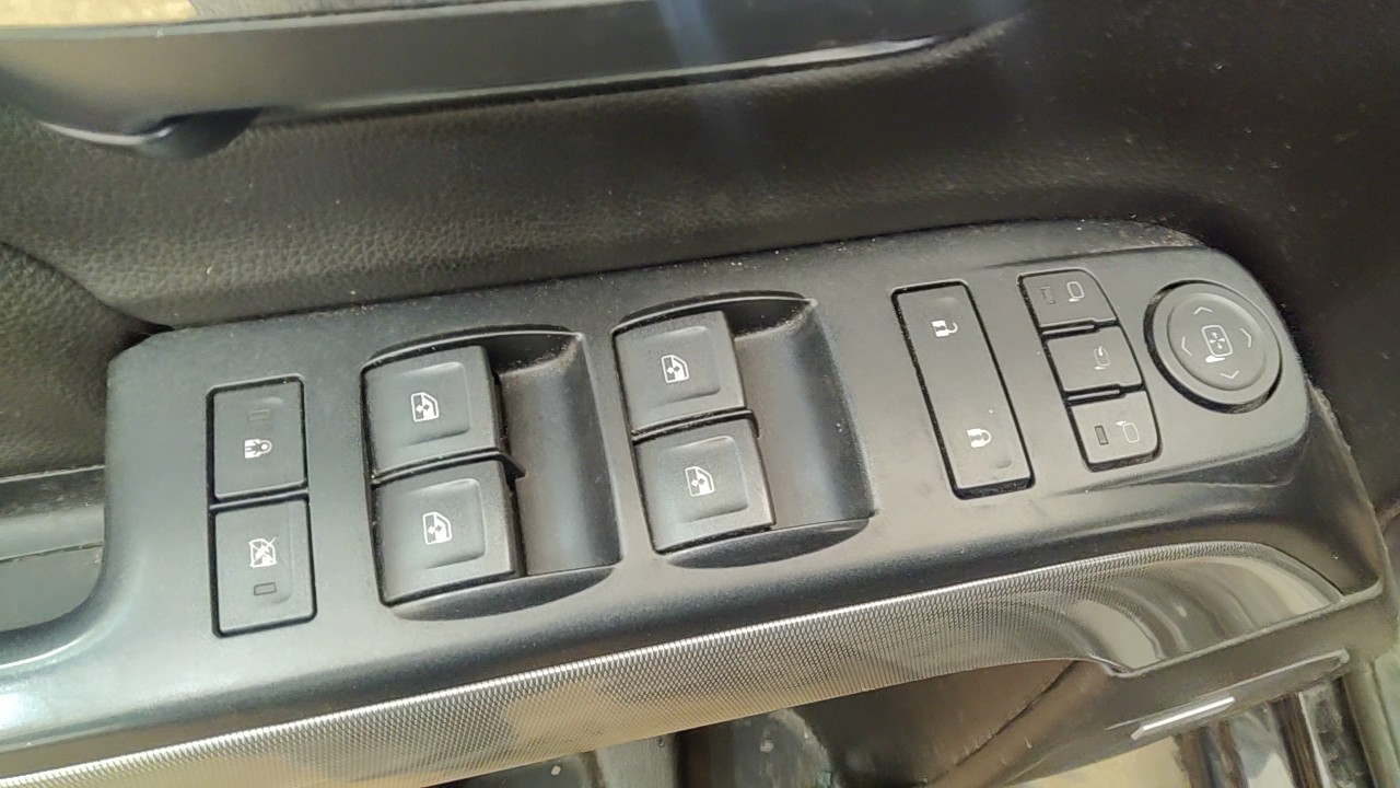 https://f005.backblazeb2.com/file/img-partshotlines-com/Inventory/NE219/Vehicle/475841_11.jpg