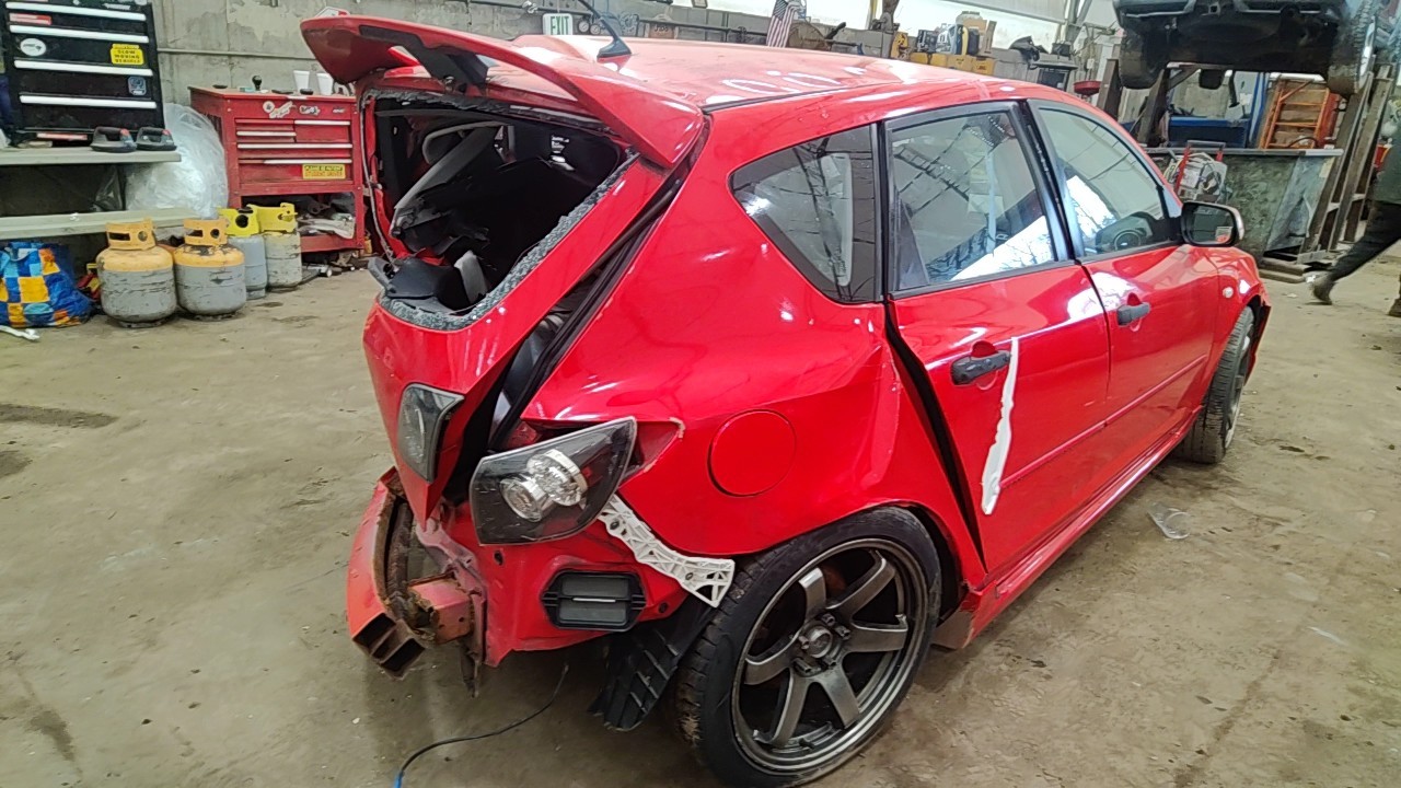 https://f005.backblazeb2.com/file/img-partshotlines-com/Inventory/NE219/Vehicle/476166_03.jpg