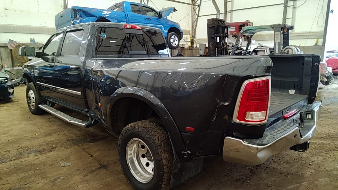 https://f005.backblazeb2.com/file/img-partshotlines-com/Inventory/NE219/Vehicle/476377_04.jpg