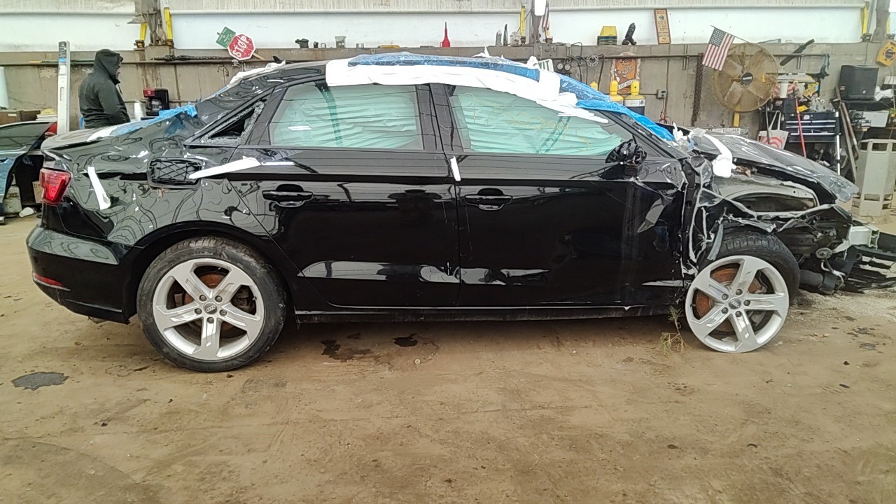 https://f005.backblazeb2.com/file/img-partshotlines-com/Inventory/NE219/Vehicle/477466_04.jpg