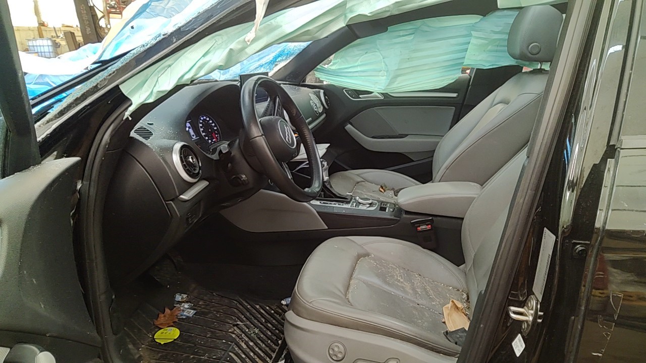https://f005.backblazeb2.com/file/img-partshotlines-com/Inventory/NE219/Vehicle/477466_11.jpg