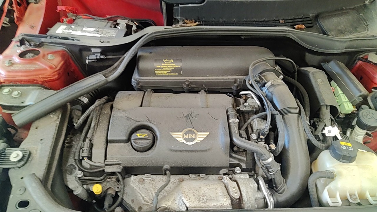 https://f005.backblazeb2.com/file/img-partshotlines-com/Inventory/NE219/Vehicle/477693_09.jpg