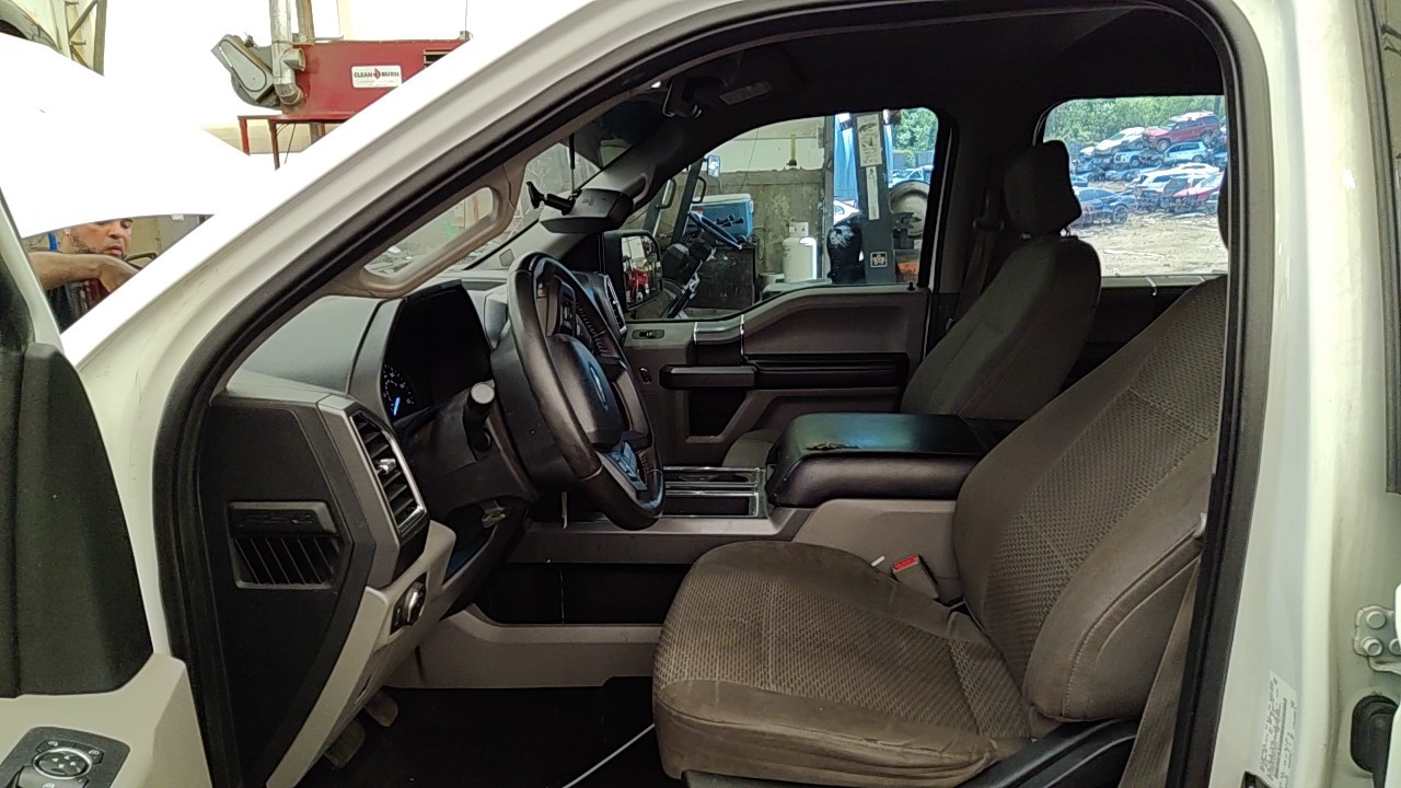 https://f005.backblazeb2.com/file/img-partshotlines-com/Inventory/NE219/Vehicle/477695_11.jpg