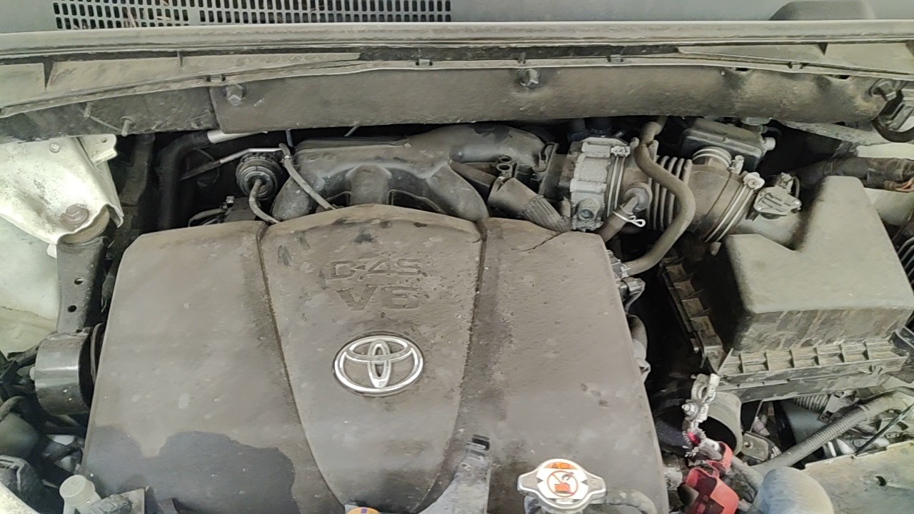 https://f005.backblazeb2.com/file/img-partshotlines-com/Inventory/NE219/Vehicle/478370_09.jpg