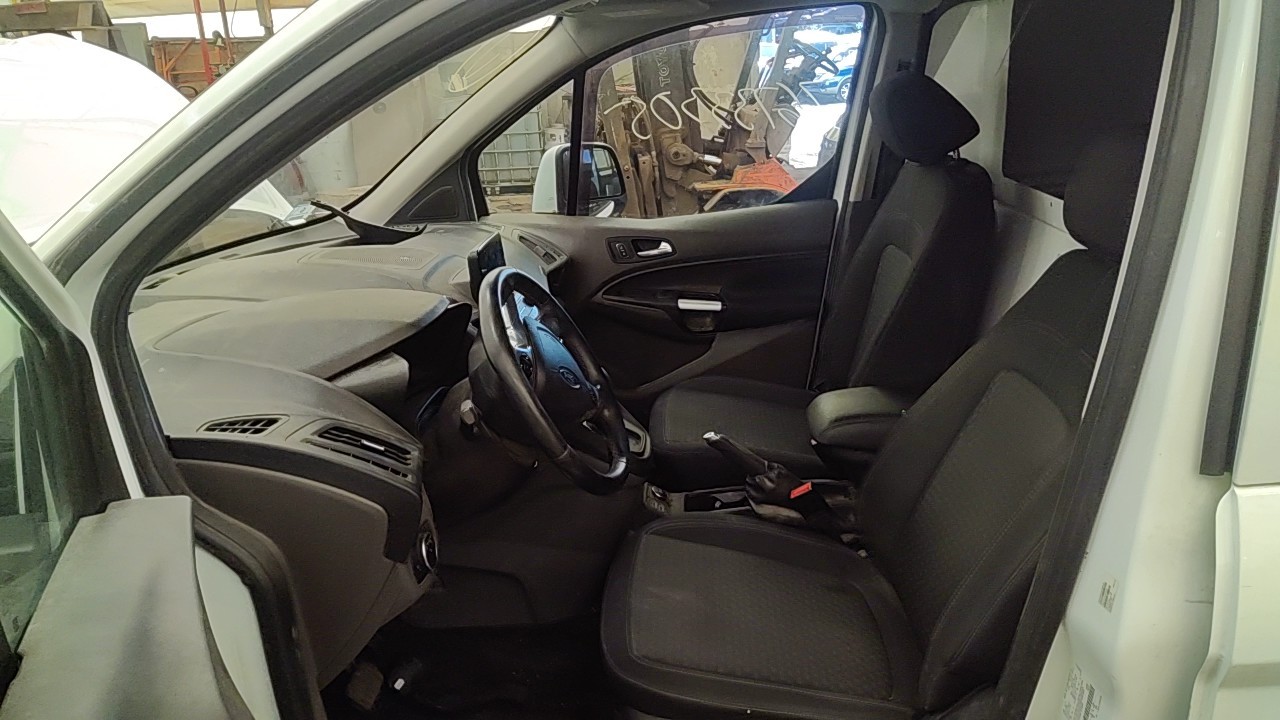 https://f005.backblazeb2.com/file/img-partshotlines-com/Inventory/NE219/Vehicle/478573_11.jpg