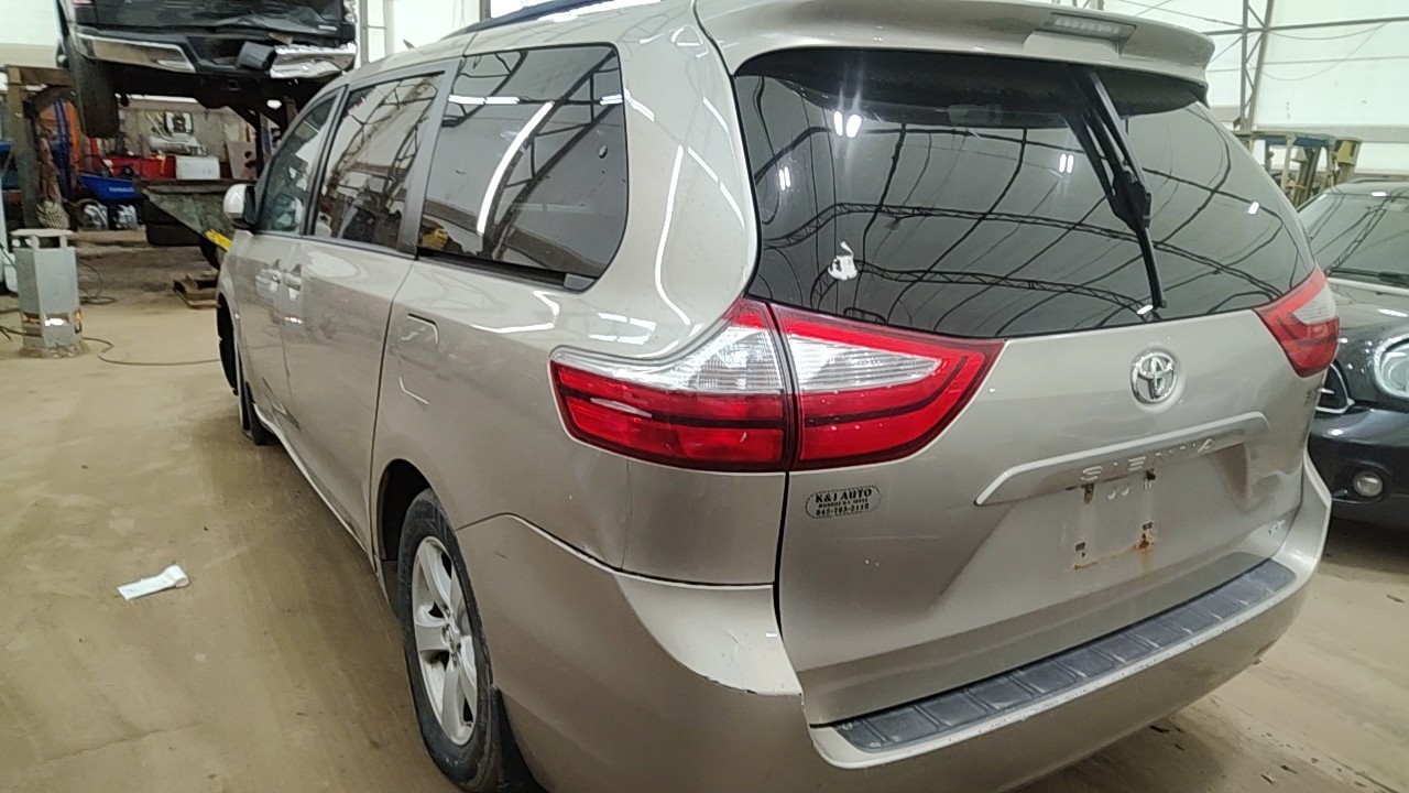 https://f005.backblazeb2.com/file/img-partshotlines-com/Inventory/NE219/Vehicle/478697_07.jpg
