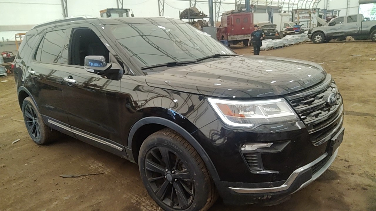 https://f005.backblazeb2.com/file/img-partshotlines-com/Inventory/NE219/Vehicle/479796_08.jpg