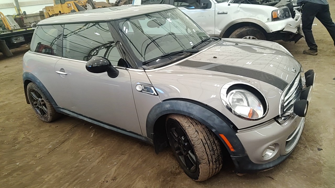 https://f005.backblazeb2.com/file/img-partshotlines-com/Inventory/NE219/Vehicle/480191_03.jpg