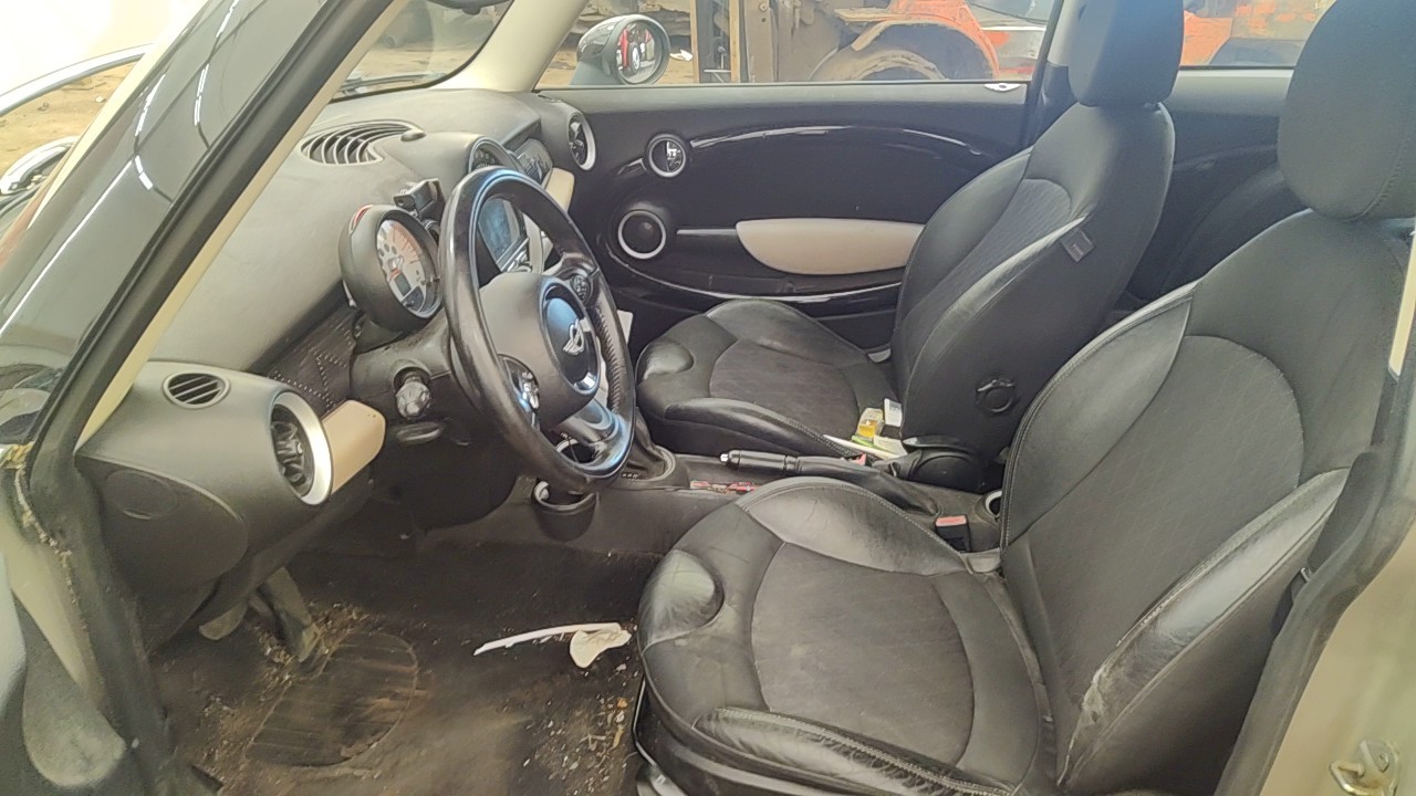 https://f005.backblazeb2.com/file/img-partshotlines-com/Inventory/NE219/Vehicle/480191_08.jpg