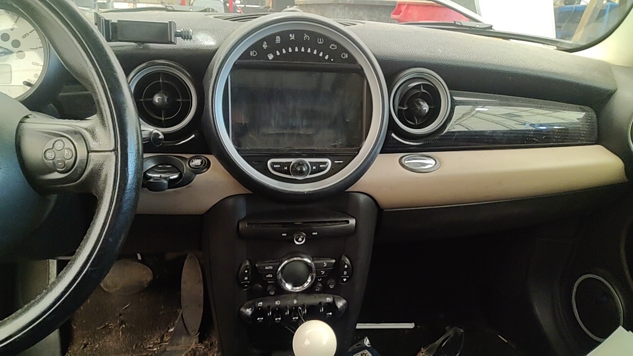 https://f005.backblazeb2.com/file/img-partshotlines-com/Inventory/NE219/Vehicle/480191_10.jpg