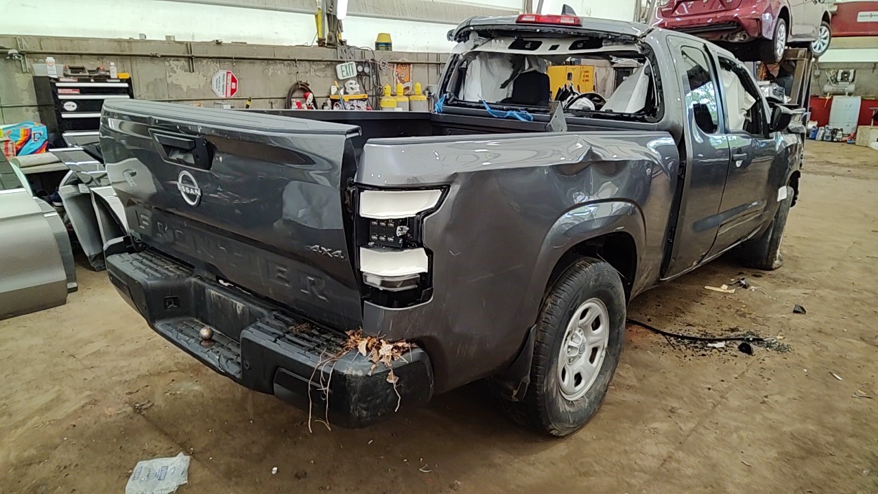 https://f005.backblazeb2.com/file/img-partshotlines-com/Inventory/NE219/Vehicle/480498_01.jpg