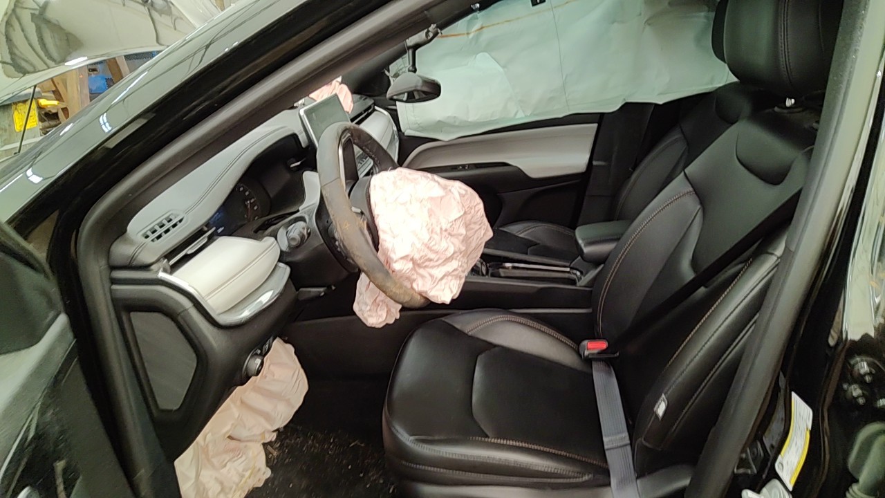 https://f005.backblazeb2.com/file/img-partshotlines-com/Inventory/NE219/Vehicle/481103_11.jpg