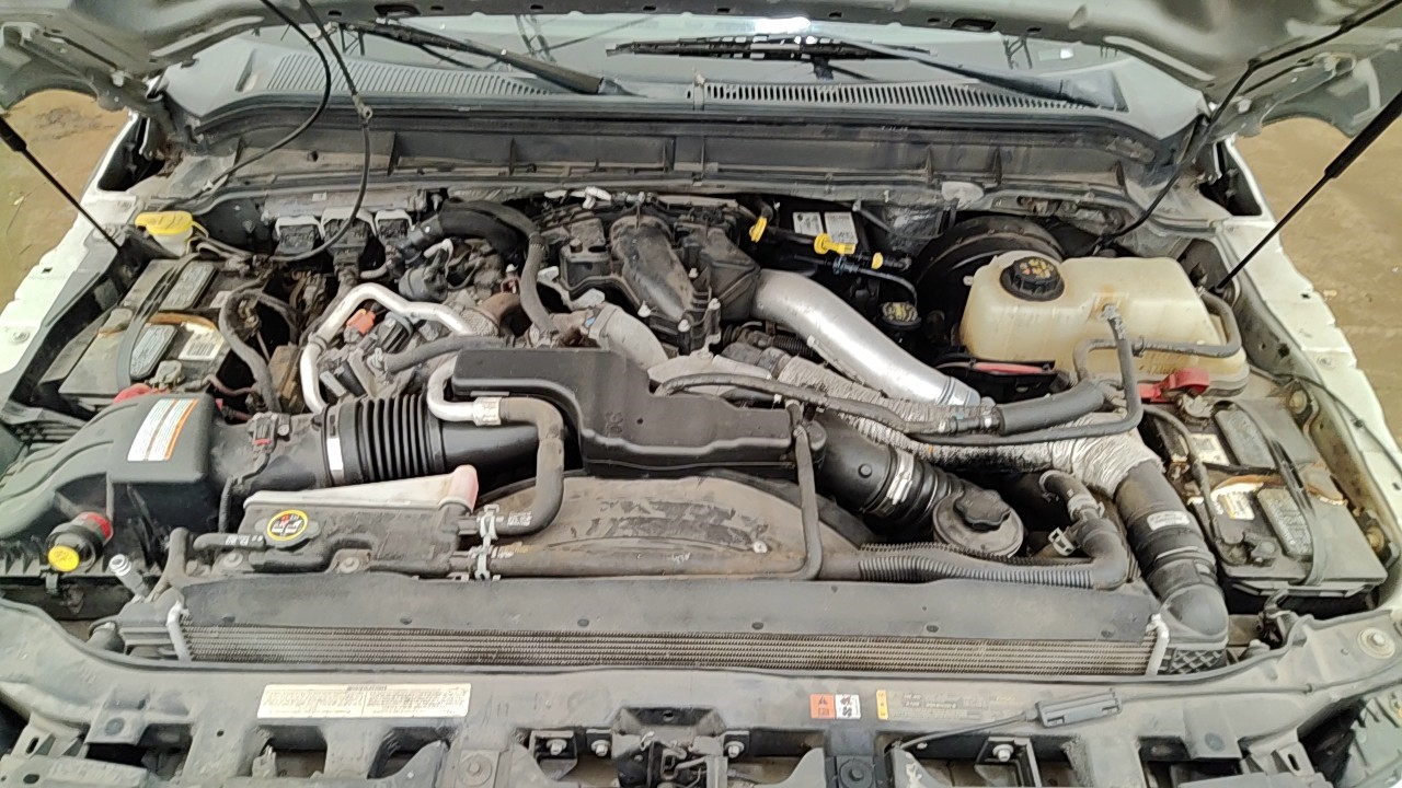 https://f005.backblazeb2.com/file/img-partshotlines-com/Inventory/NE219/Vehicle/481284_09.jpg