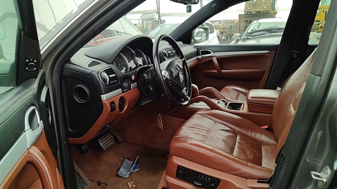 https://f005.backblazeb2.com/file/img-partshotlines-com/Inventory/NE219/Vehicle/481372_10.jpg