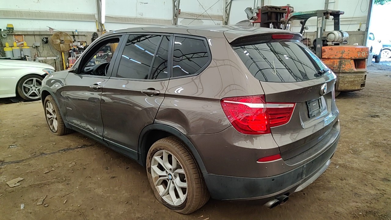 https://f005.backblazeb2.com/file/img-partshotlines-com/Inventory/NE219/Vehicle/481880_02.jpg