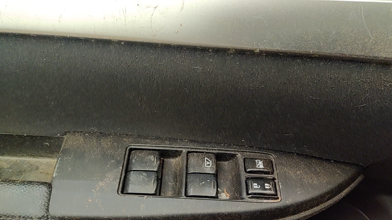 https://f005.backblazeb2.com/file/img-partshotlines-com/Inventory/NE219/Vehicle/482067_11.jpg