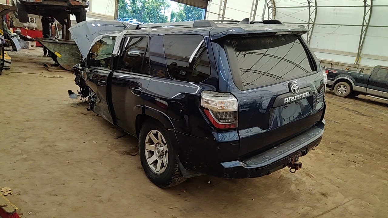 https://f005.backblazeb2.com/file/img-partshotlines-com/Inventory/NE219/Vehicle/482258_03.jpg