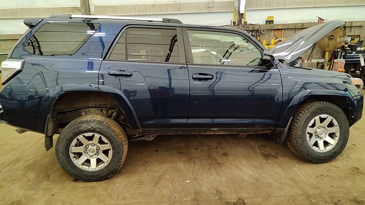 https://f005.backblazeb2.com/file/img-partshotlines-com/Inventory/NE219/Vehicle/482258_08.jpg