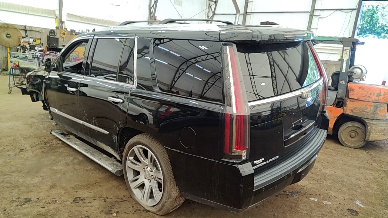 https://f005.backblazeb2.com/file/img-partshotlines-com/Inventory/NE219/Vehicle/482376_04.jpg