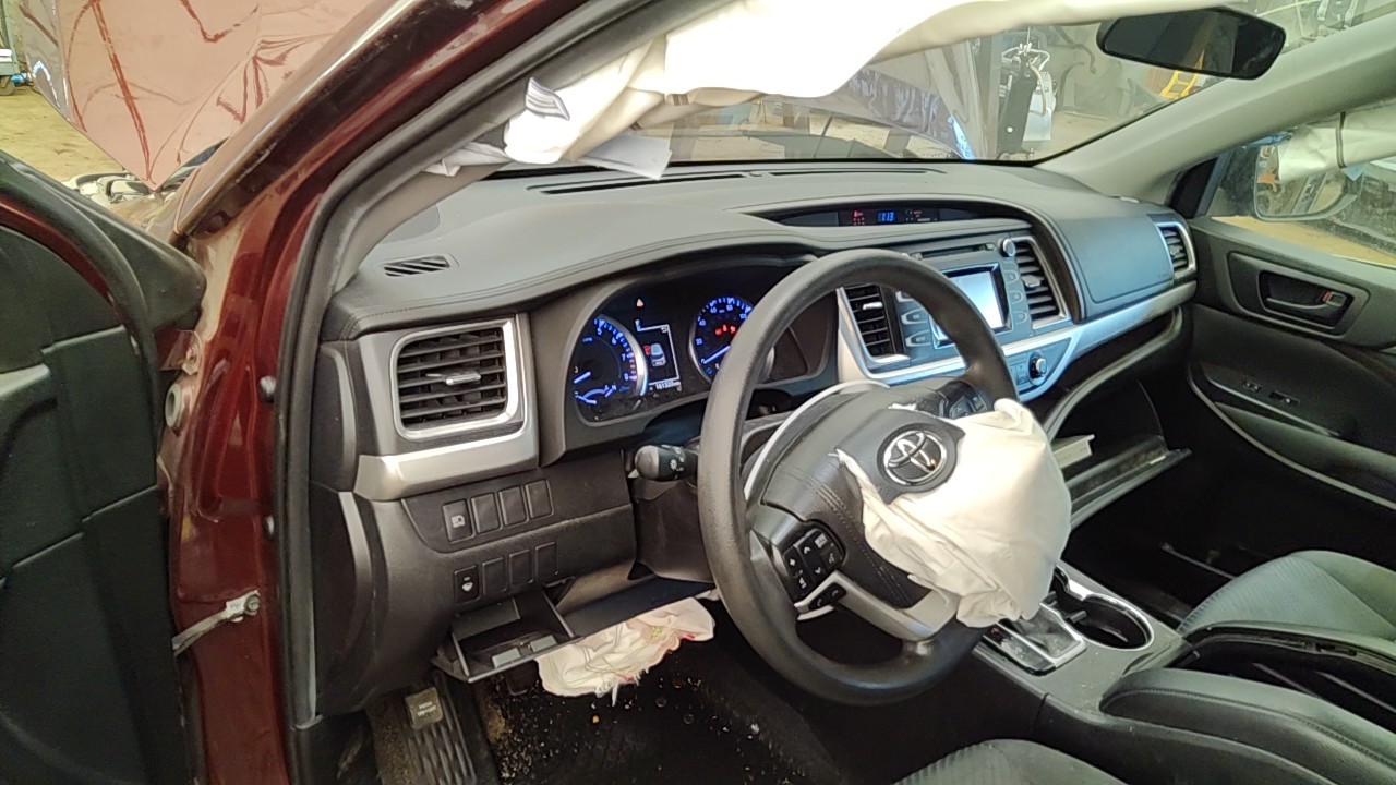https://f005.backblazeb2.com/file/img-partshotlines-com/Inventory/NE219/Vehicle/482604_12.jpg