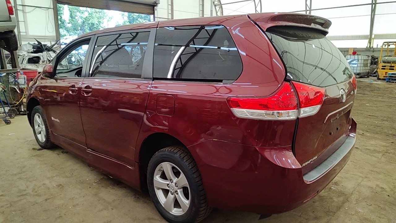 https://f005.backblazeb2.com/file/img-partshotlines-com/Inventory/NE219/Vehicle/482819_02.jpg