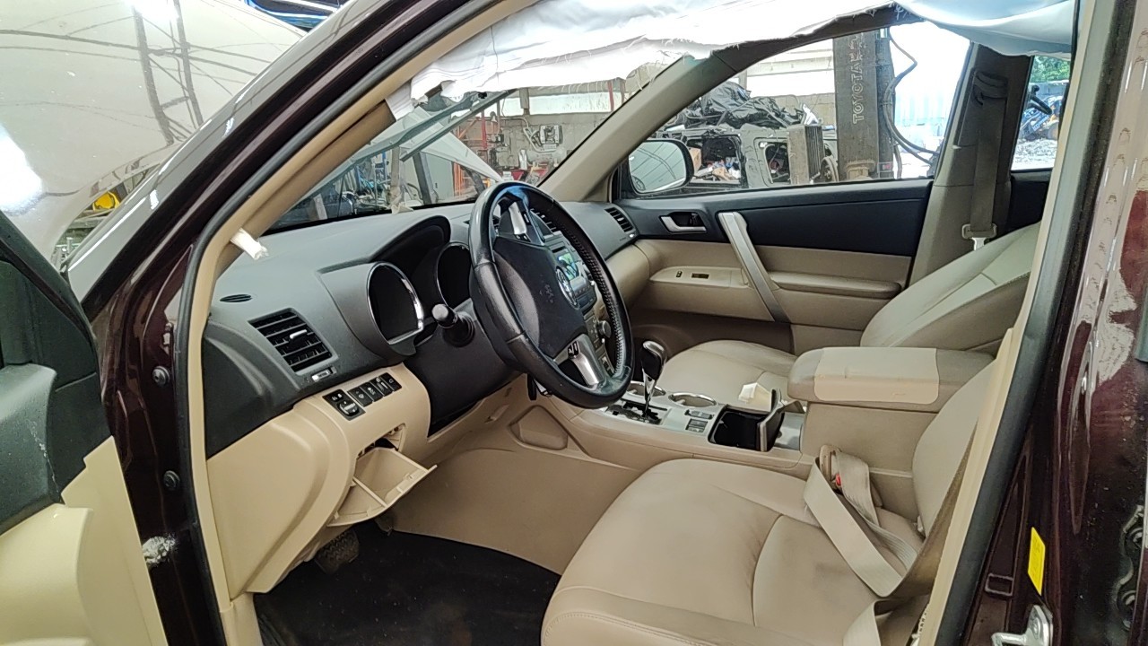https://f005.backblazeb2.com/file/img-partshotlines-com/Inventory/NE219/Vehicle/483108_11.jpg