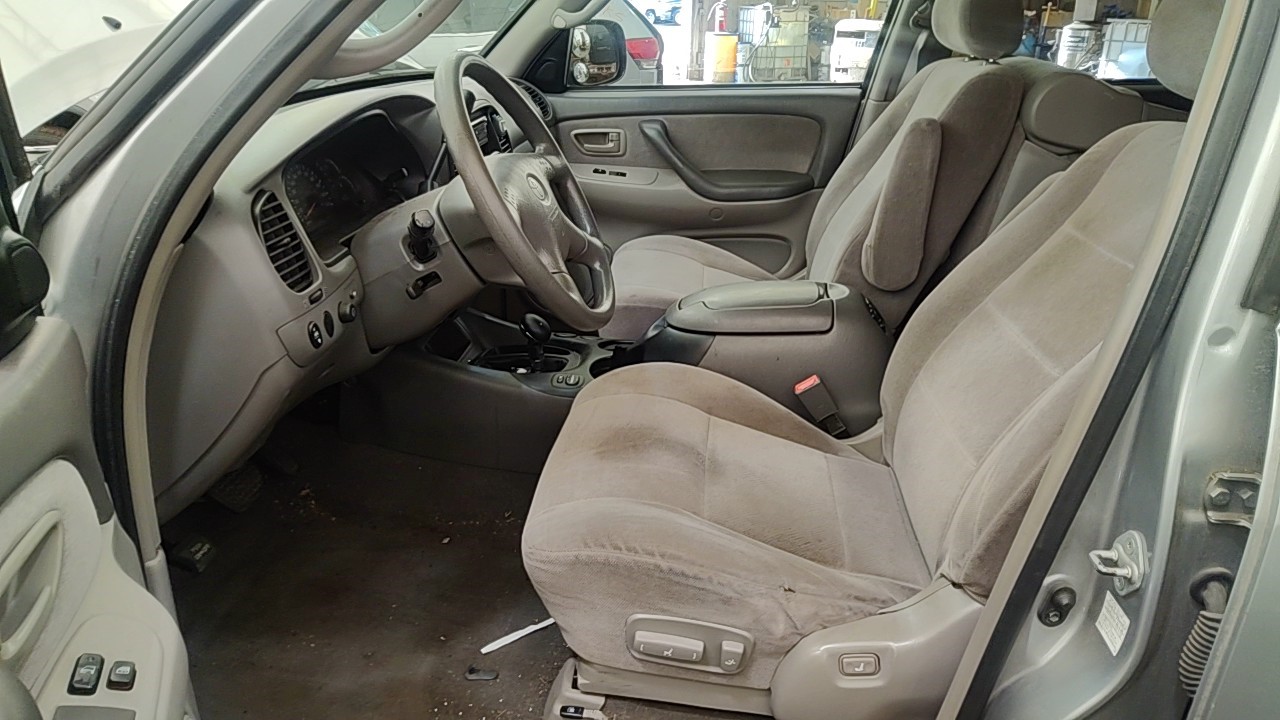 https://f005.backblazeb2.com/file/img-partshotlines-com/Inventory/NE219/Vehicle/483665_10.jpg