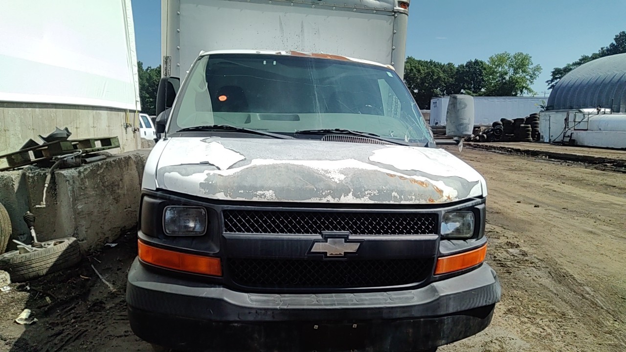 https://f005.backblazeb2.com/file/img-partshotlines-com/Inventory/NE219/Vehicle/484031_03.jpg