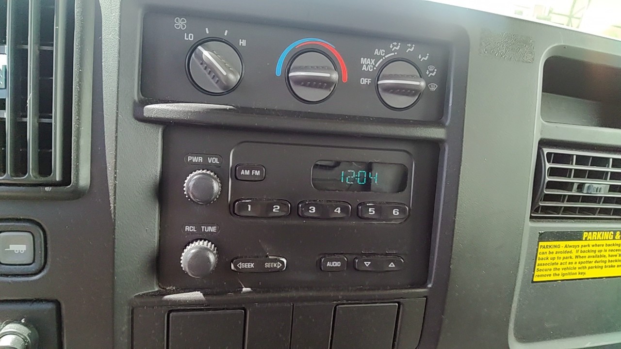 https://f005.backblazeb2.com/file/img-partshotlines-com/Inventory/NE219/Vehicle/484031_12.jpg