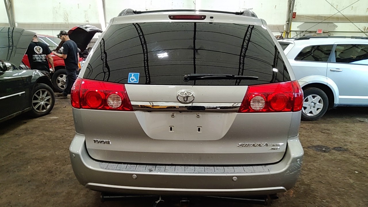 https://f005.backblazeb2.com/file/img-partshotlines-com/Inventory/NE219/Vehicle/484248_06.jpg