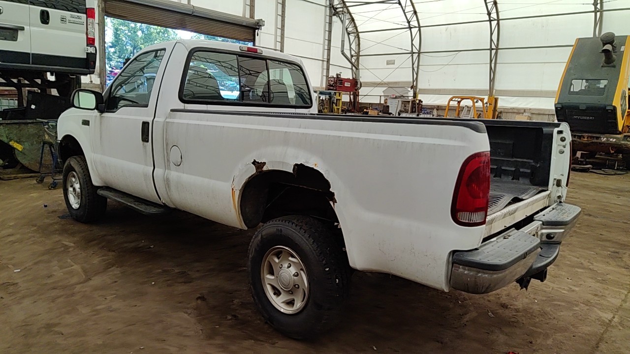 https://f005.backblazeb2.com/file/img-partshotlines-com/Inventory/NE219/Vehicle/484305_06.jpg