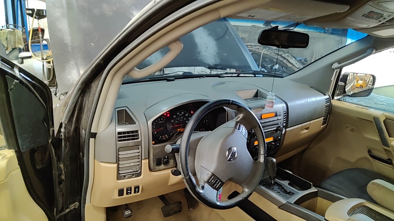 https://f005.backblazeb2.com/file/img-partshotlines-com/Inventory/NE219/Vehicle/484551_12.jpg