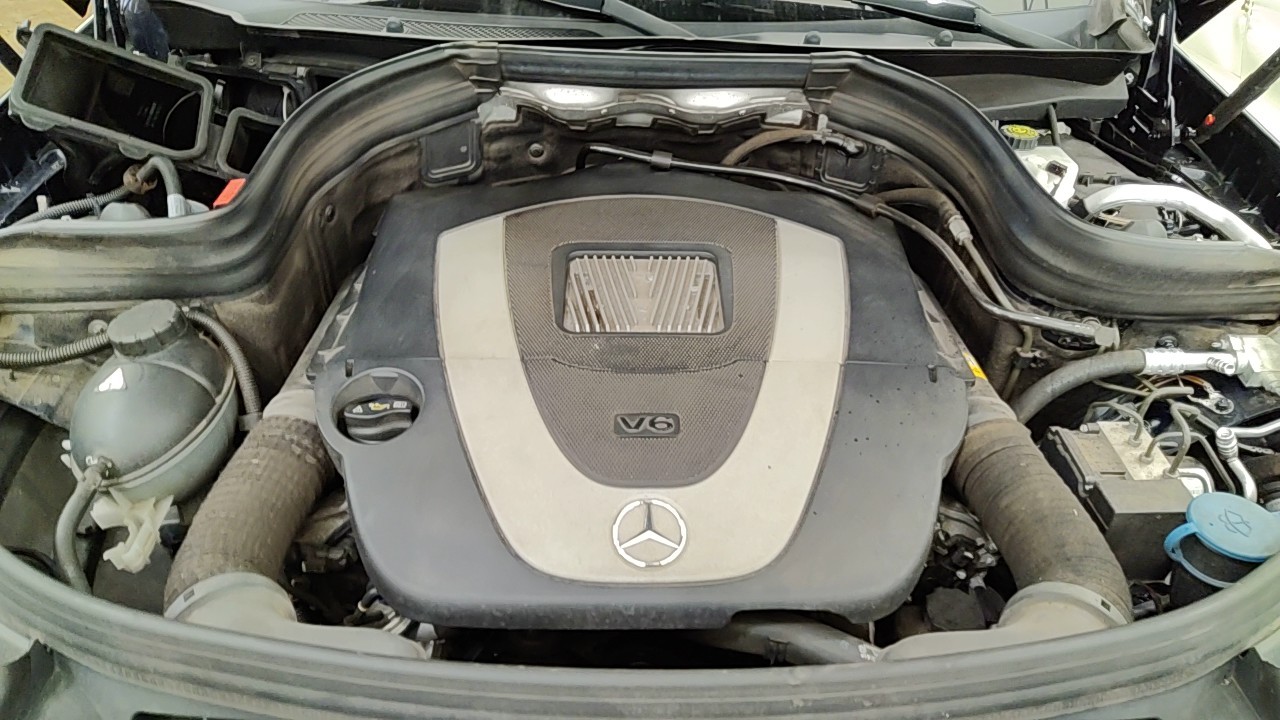 https://f005.backblazeb2.com/file/img-partshotlines-com/Inventory/NE219/Vehicle/484606_10.jpg