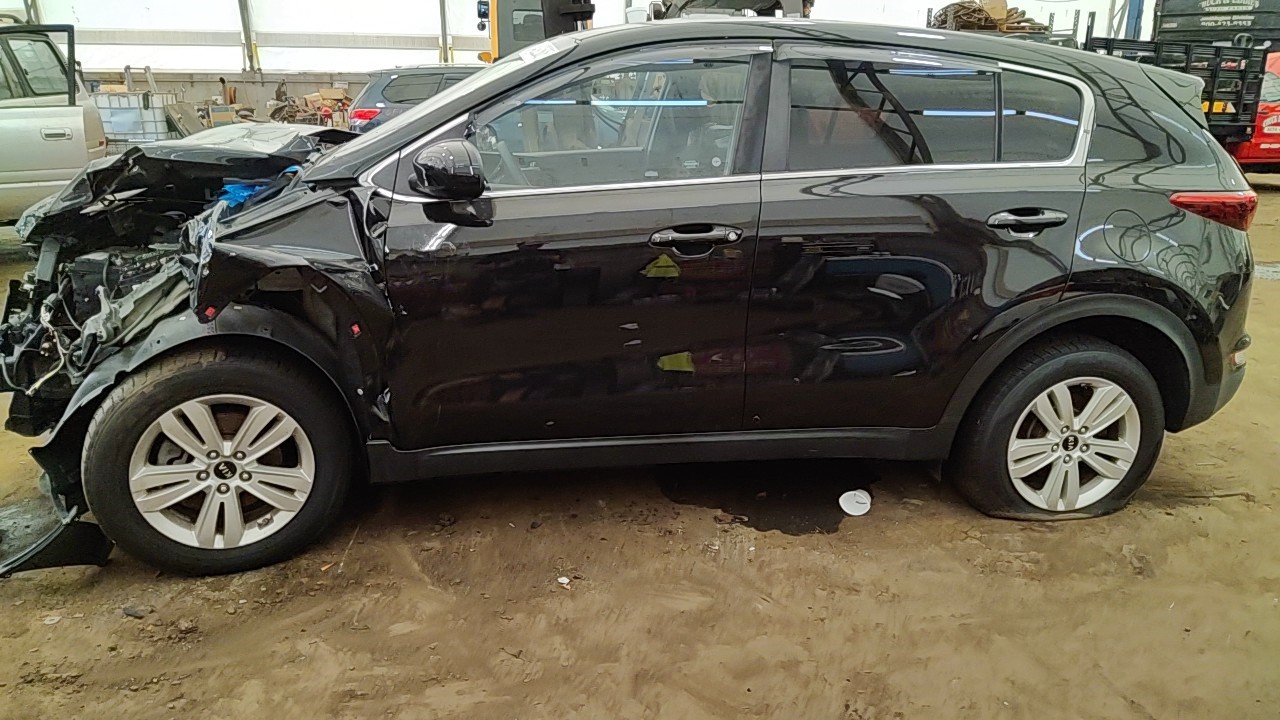 https://f005.backblazeb2.com/file/img-partshotlines-com/Inventory/NE219/Vehicle/484783_04.jpg