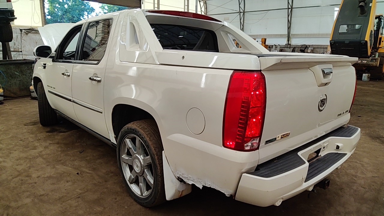 https://f005.backblazeb2.com/file/img-partshotlines-com/Inventory/NE219/Vehicle/484786_02.jpg