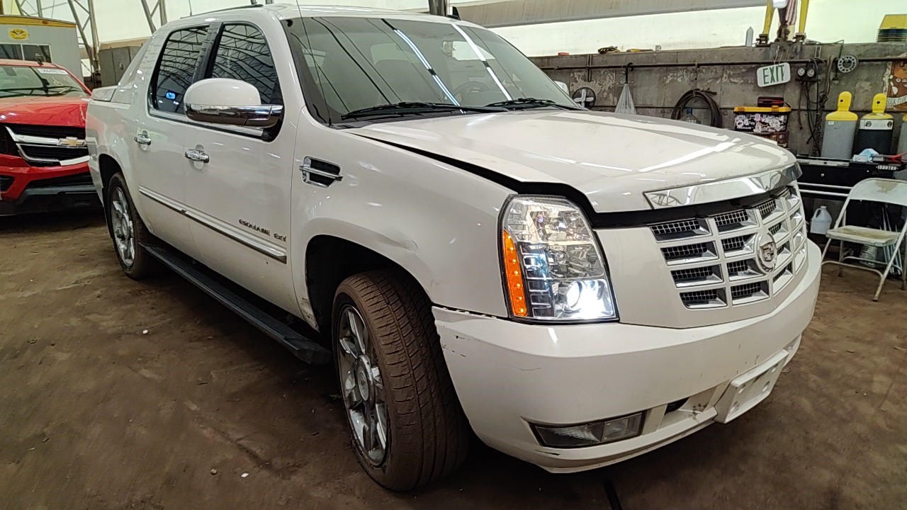https://f005.backblazeb2.com/file/img-partshotlines-com/Inventory/NE219/Vehicle/484786_06.jpg