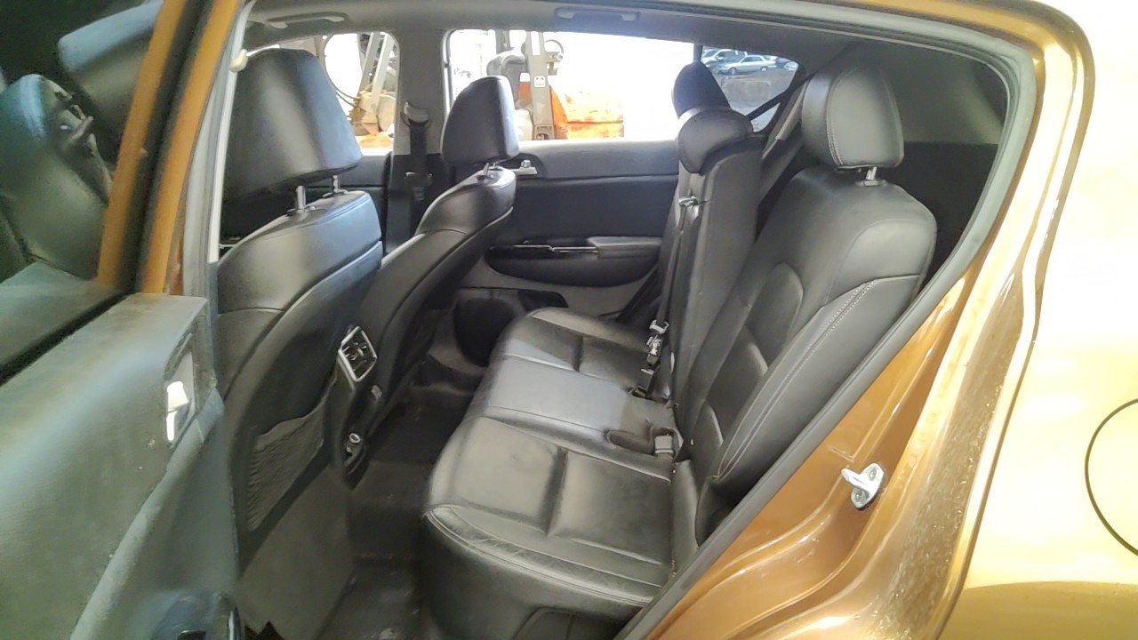 https://f005.backblazeb2.com/file/img-partshotlines-com/Inventory/NE219/Vehicle/484793_10.jpg