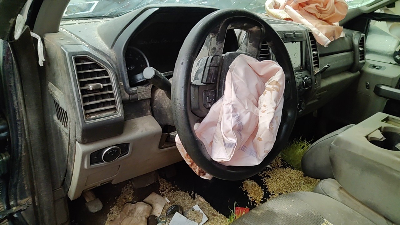 https://f005.backblazeb2.com/file/img-partshotlines-com/Inventory/NE219/Vehicle/484801_11.jpg