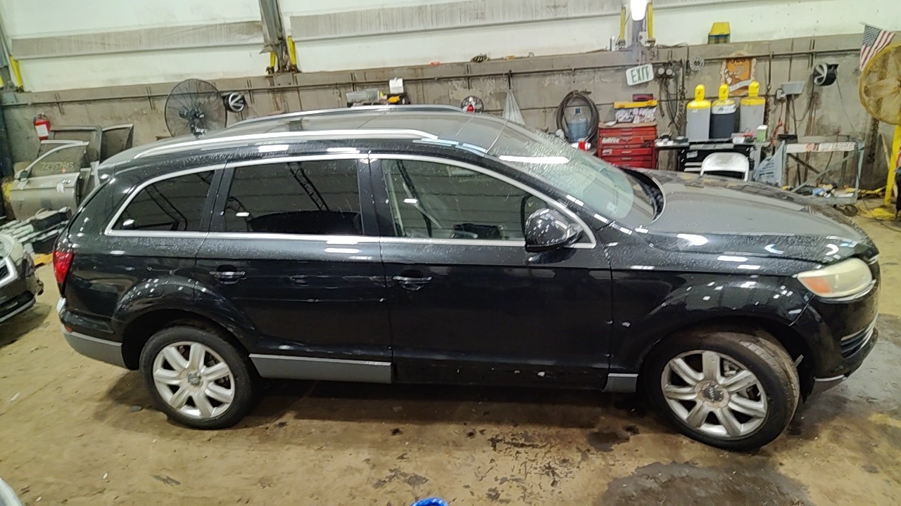 https://f005.backblazeb2.com/file/img-partshotlines-com/Inventory/NE219/Vehicle/484871_08.jpg